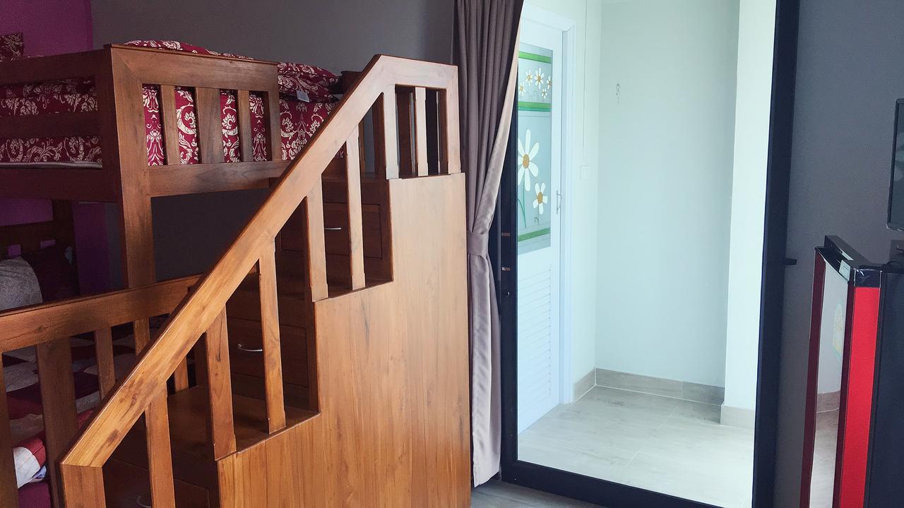 Vanlisut Hotel Ngamwongwan Нонтабури Екстериор снимка
