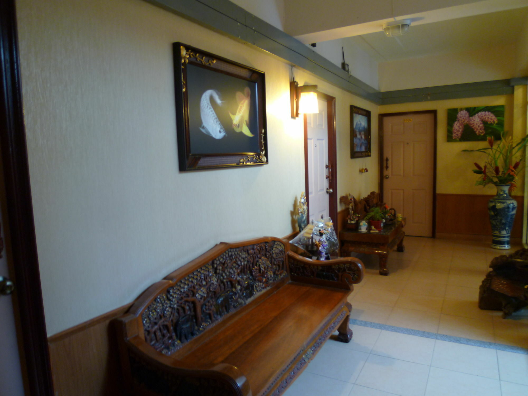 Vanlisut Hotel Ngamwongwan Нонтабури Екстериор снимка